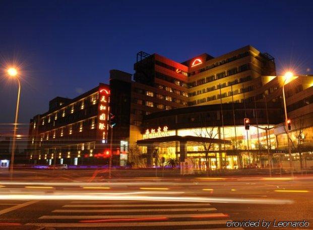 Shanghai Sky Rainbow Hotel מראה חיצוני תמונה