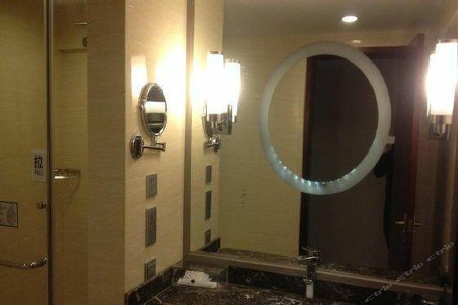 Shanghai Sky Rainbow Hotel מראה חיצוני תמונה